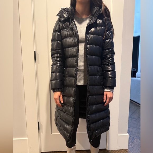 Aritzia Jackets & Blazers - Aritzia Shiny Black Long Puffer Jacket